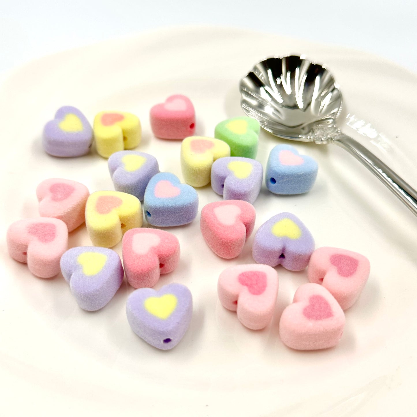 5pcs Velvet Heart Marshmallow Beads