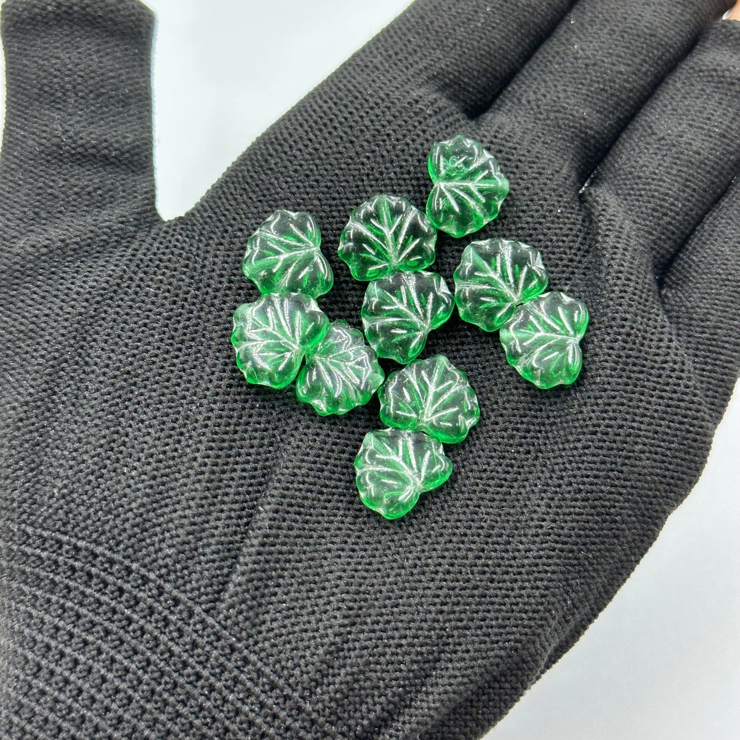 5pcs Czech Leaf Glass Beads