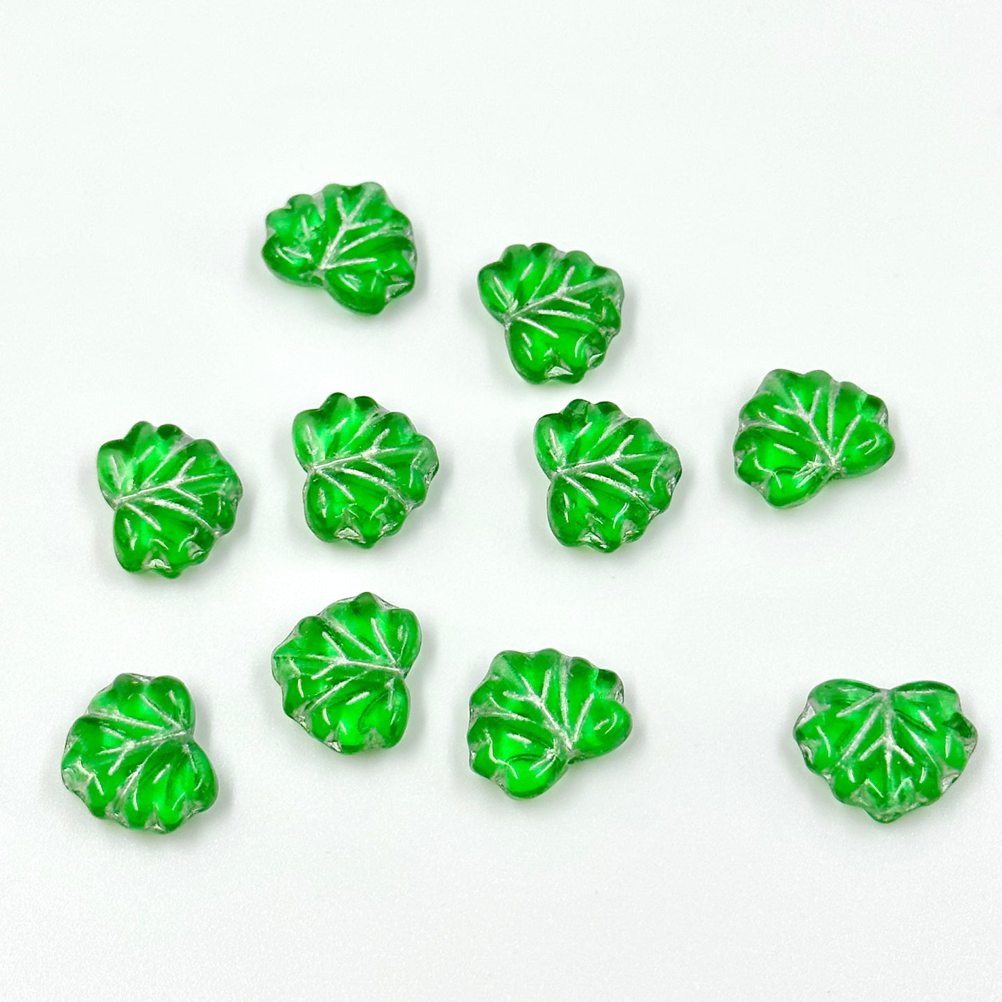 5pcs Czech Leaf Glass Beads