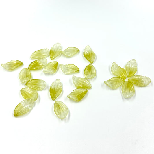 10pcs Large Glass Leaf Beads