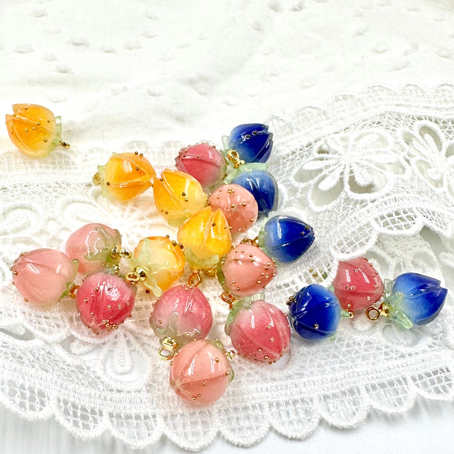 Muti-color Rose Buds Acrylic beads