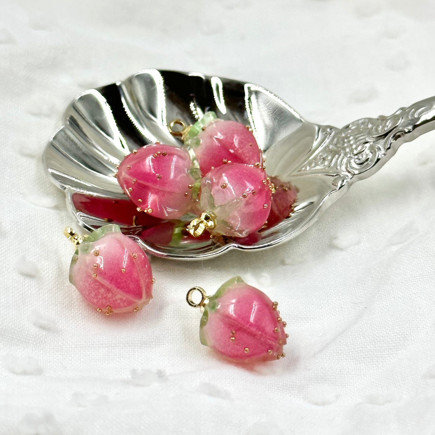 Muti-color Rose Buds Acrylic beads