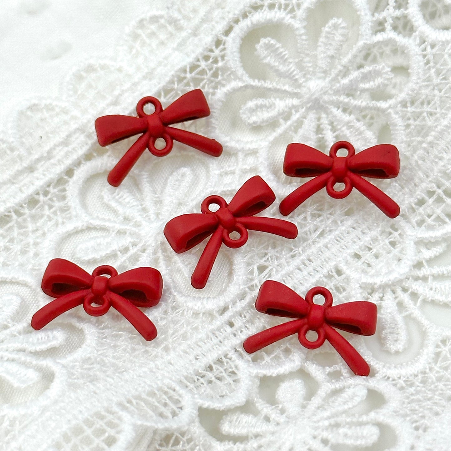 5Pcs Matte Red Bow Charms