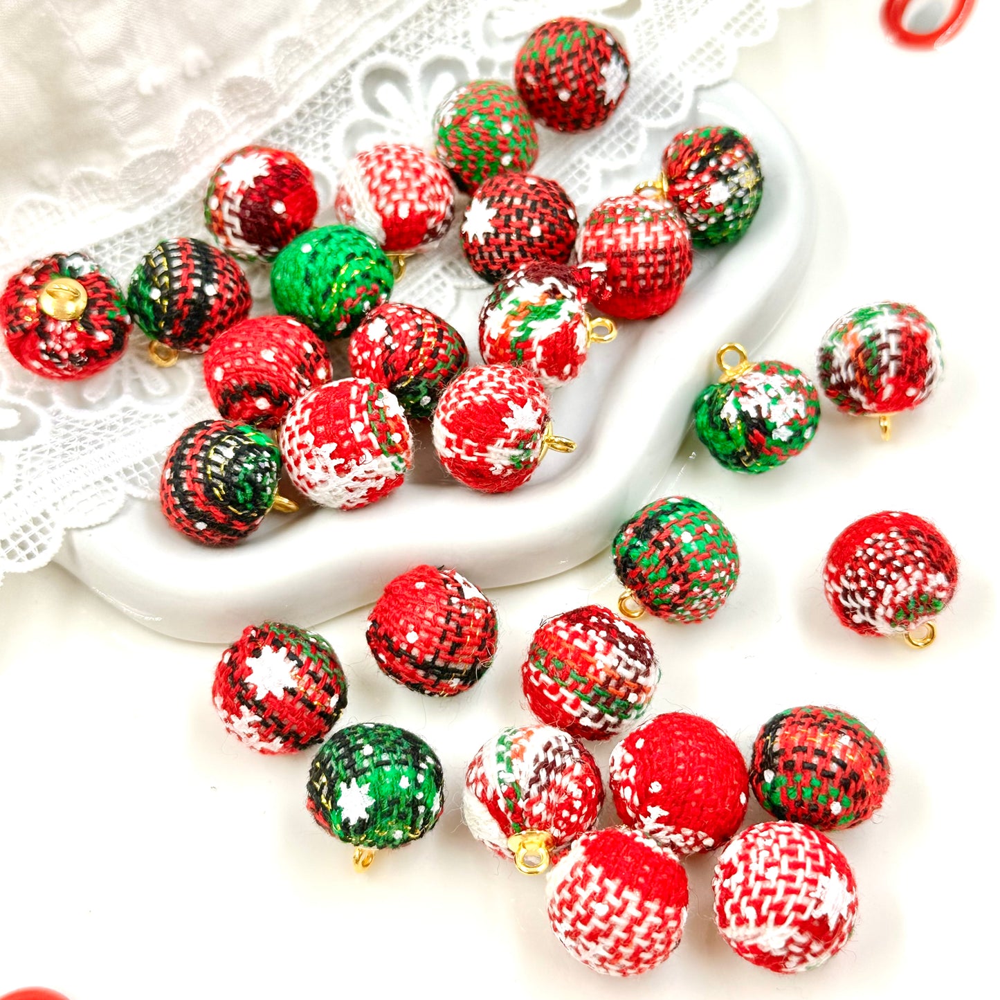 10Pcs Christmas Fabric-Wrapped Bead